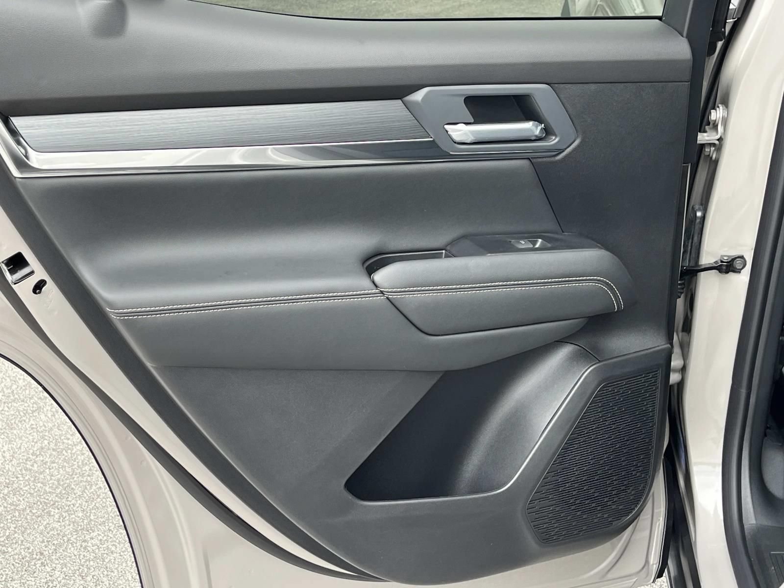 2027 GMC Terrain Elevation - Photo 16