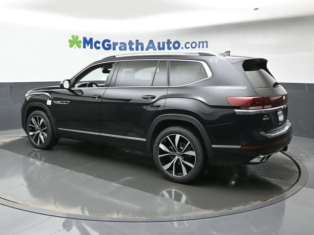 New 2026 Deep Black Pearl Volkswagen 2.0T SEL Premium R-Line image 21