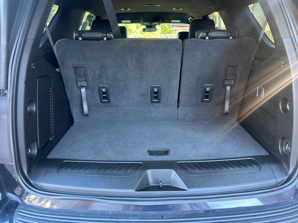 Used 2023 Silver GMC SLT image 27
