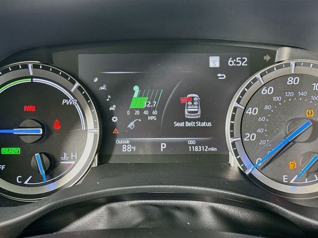 Used 2022 Wind Chill Pearl Toyota Hybrid Platinum image 12