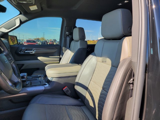 2024 Chevrolet Silverado 1500 ZR2 - Photo 14