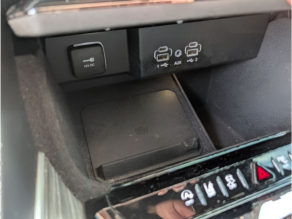 Used 2024 Baltic Gray Metallic Clearcoat Jeep Series II image 26