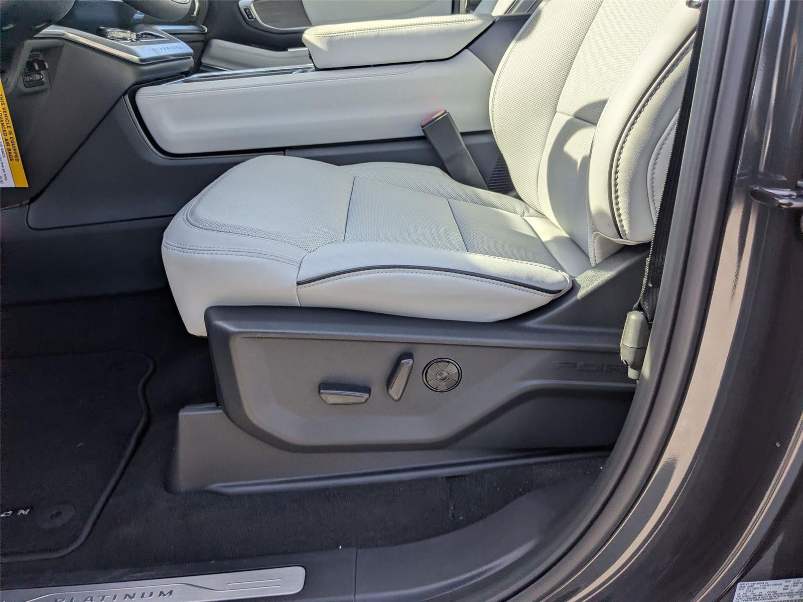 New 2025 Dark Matter Gray Metallic Ford Platinum® MAX image 15