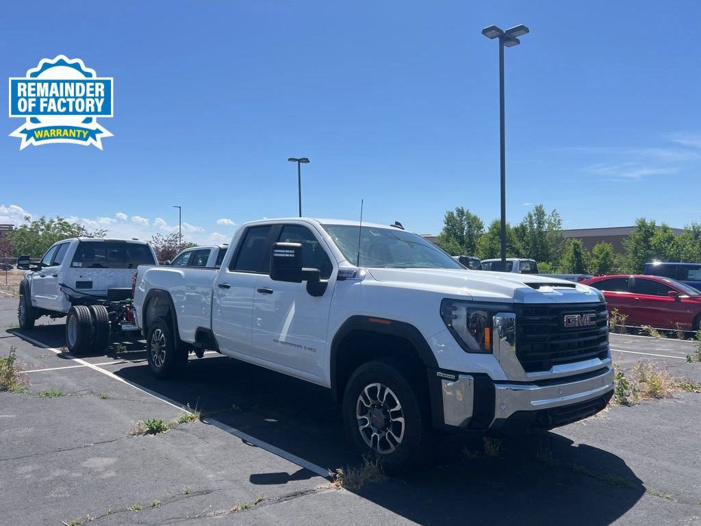 2025 GMC Sierra 4WD Double Cab Long Box Pro's photo