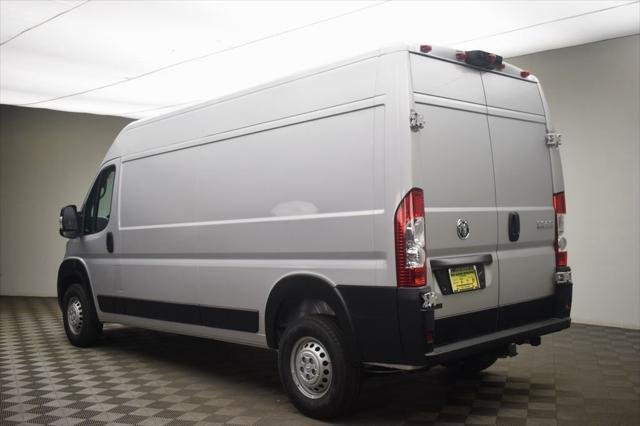 New 2026 Bright Silver Metallic Clear-Coat Exterior Paint RAM Tradesman image 13