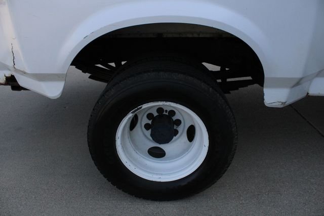Used 1996 White Ford XL image 23