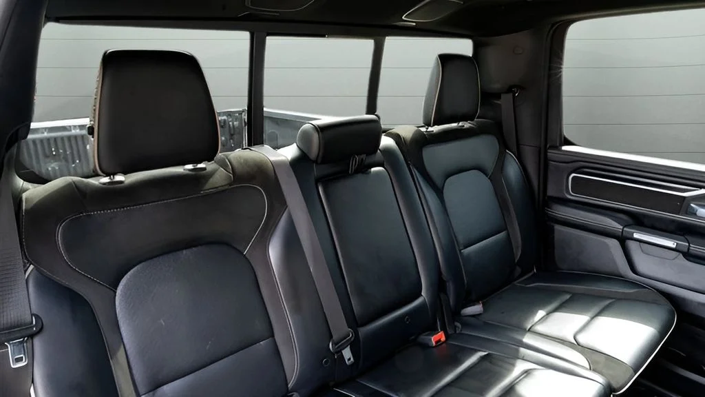 Used 2023 White Ram Laramie image 22