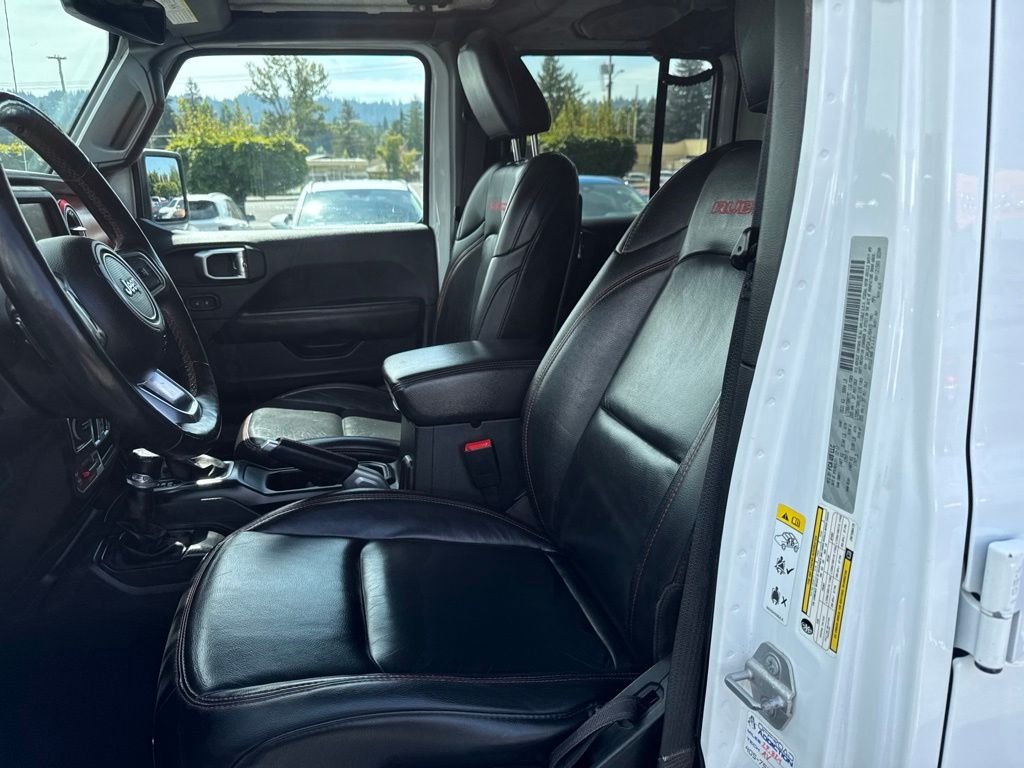 Used 2018 Bright White Clearcoat Jeep Unlimited Rubicon image 4