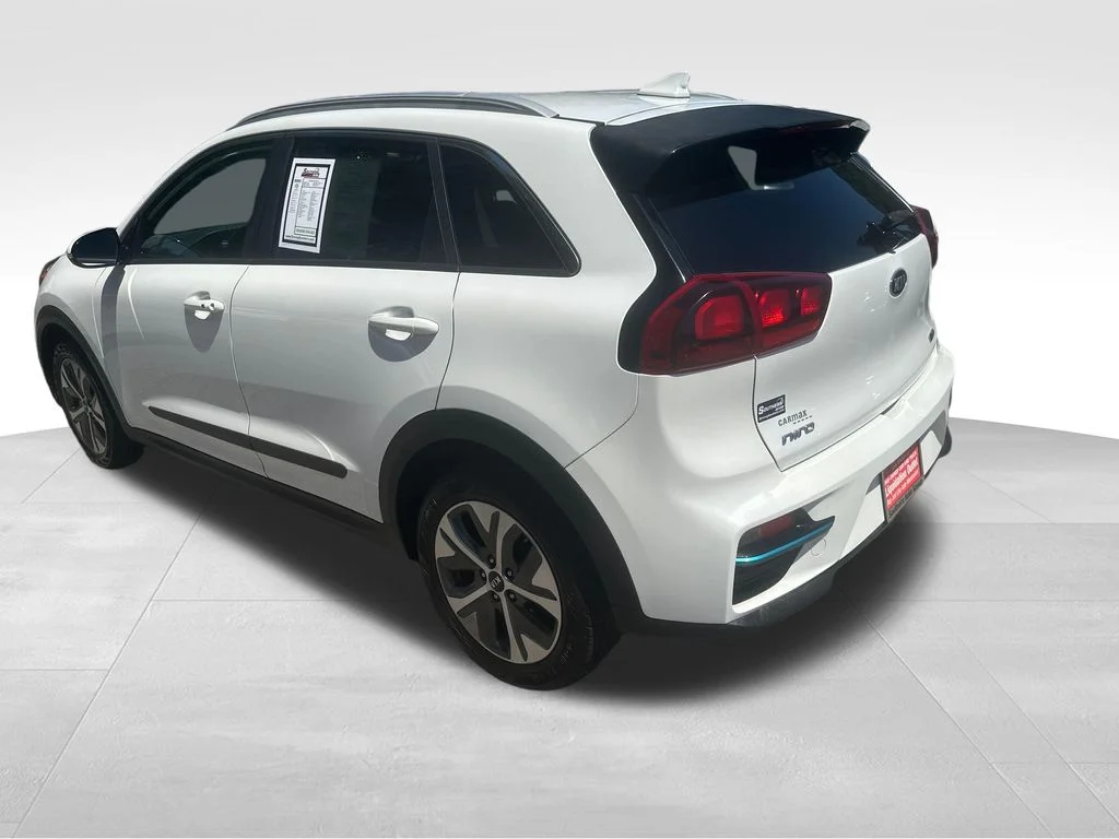 Used 2020 White Kia EX image 16