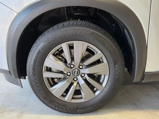 Used 2025 Silver Nissan SV image 24