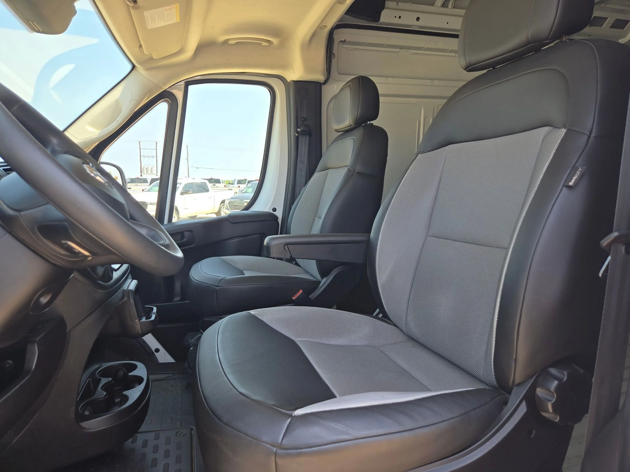 Used 2025 White Ram High Roof image 10