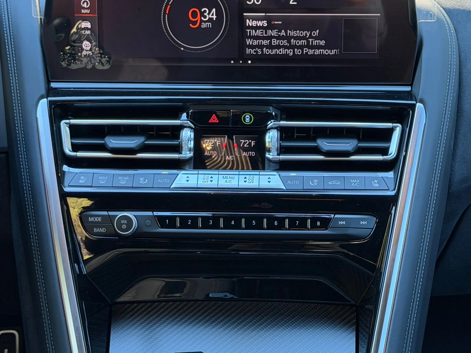 2026 BMW 8 Series M850i - Photo 24