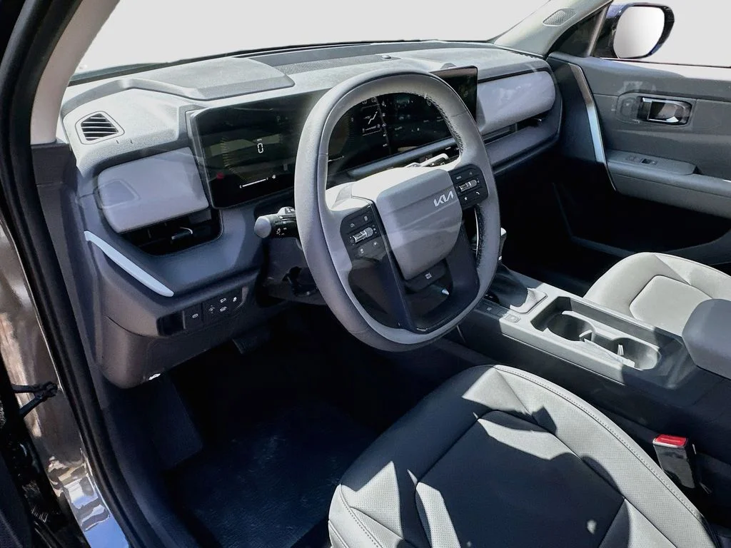 New 2027 Interstellar Gray Kia EX image 9