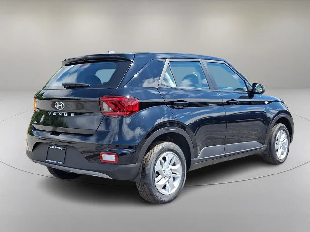 New 2026 Black Hyundai SE image 7