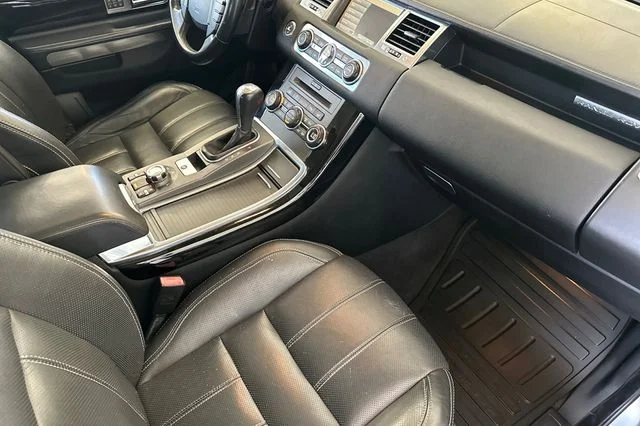 Used 2011 Stornoway Gray Land Rover Supercharged image 17