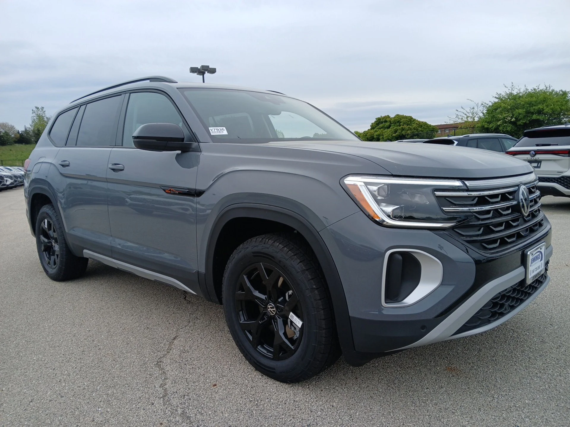 New 2026 Pure Gray Volkswagen 2.0T Peak Edition image 2