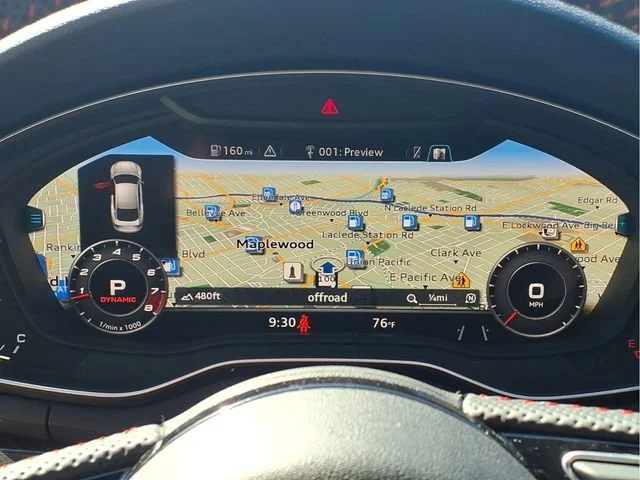 Used 2019  Audi Y image 11