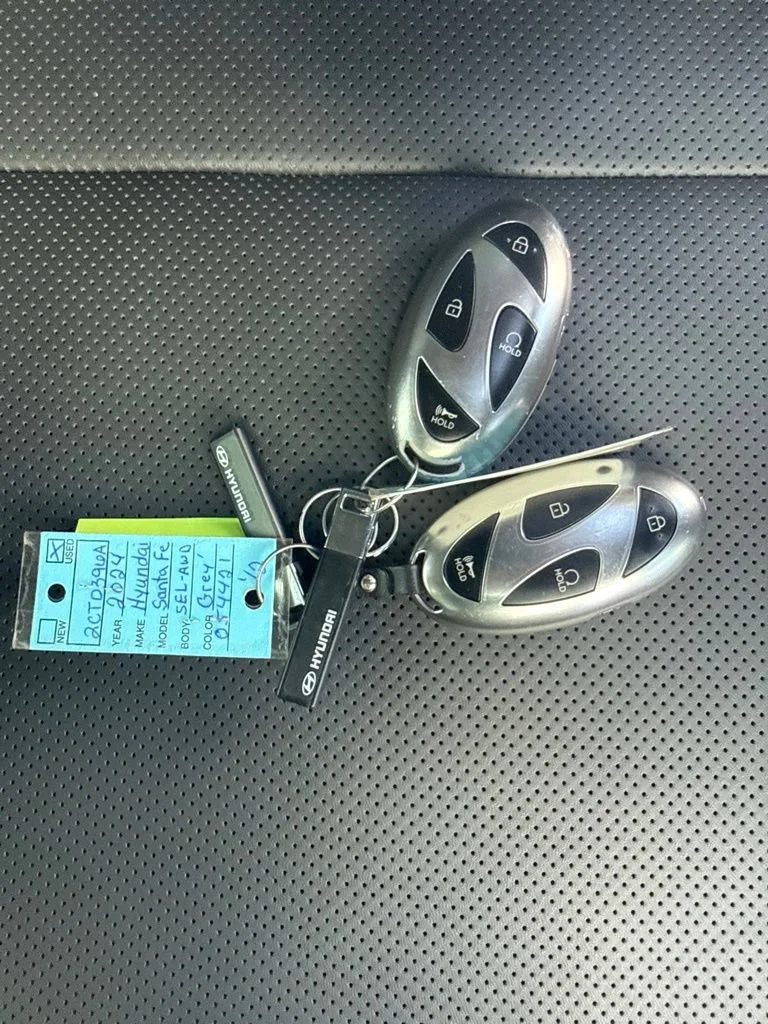 Used 2024  Hyundai SEL image 39
