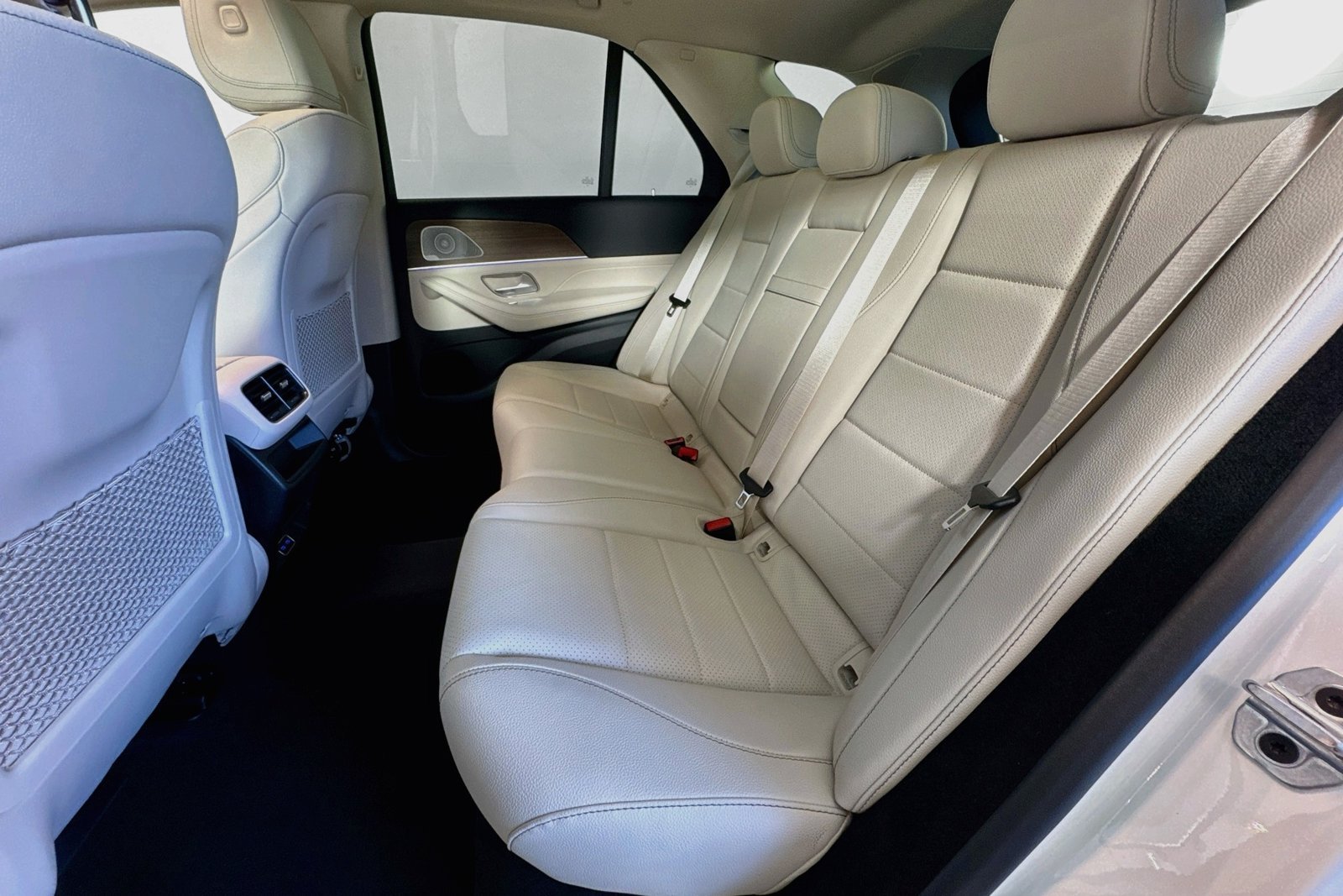 New 2026 Polar White Mercedes-Benz GLE 350 image 22