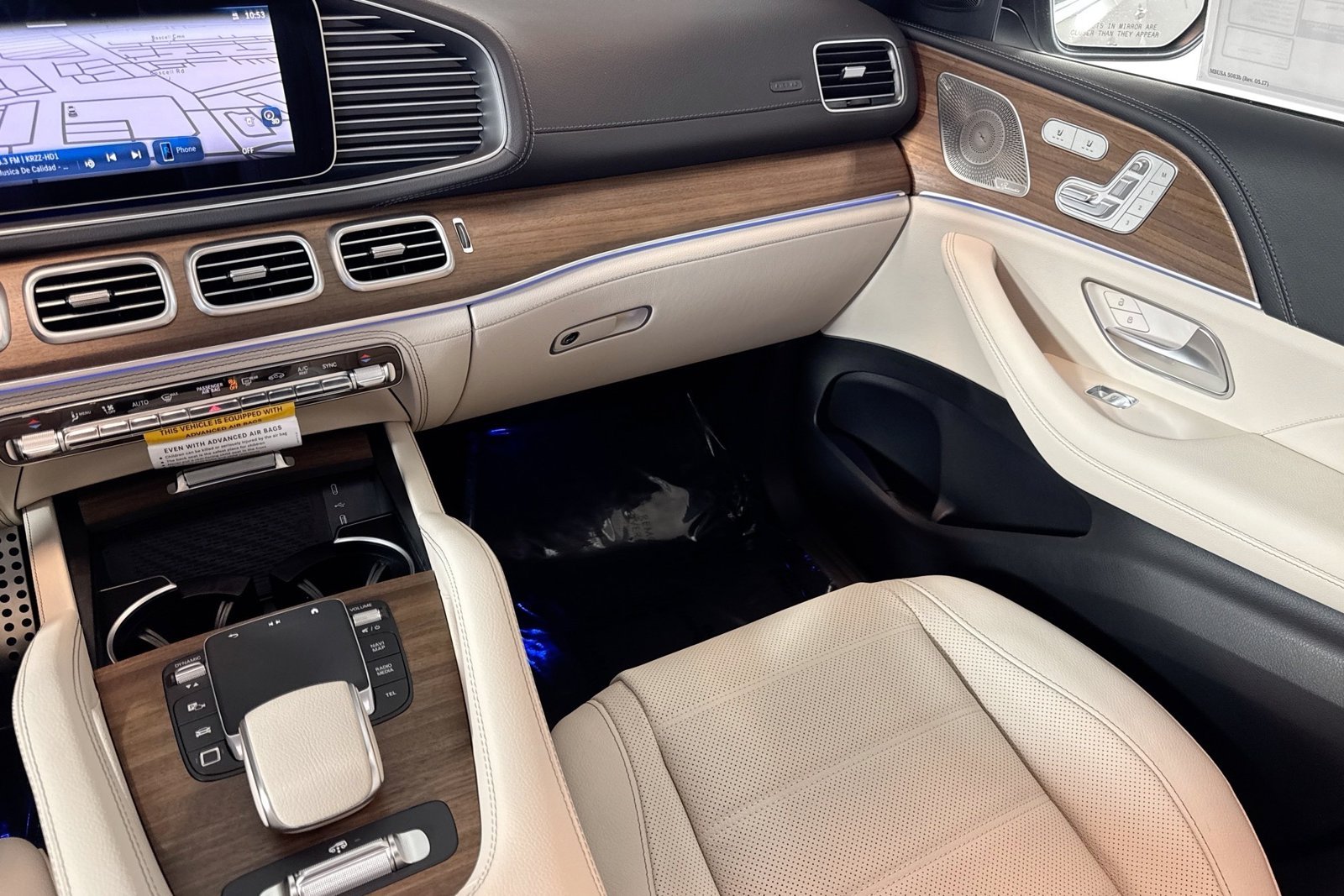 New 2026 Polar White Mercedes-Benz GLS 580 image 21