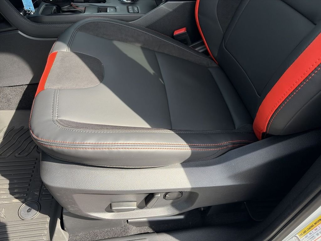 New 2026 White Ford Raptor image 12