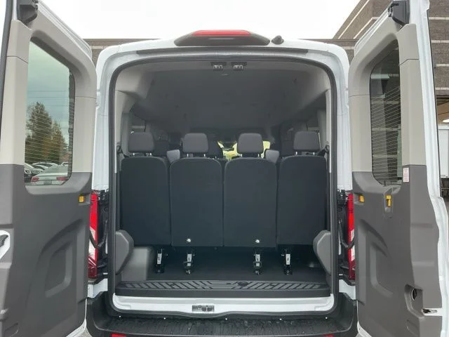 New 2026 Oxford White Ford XLT image 8