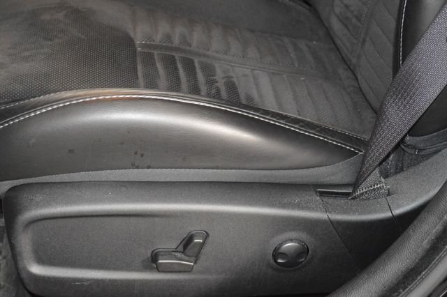 Used 2022 Black Dodge R/T image 27