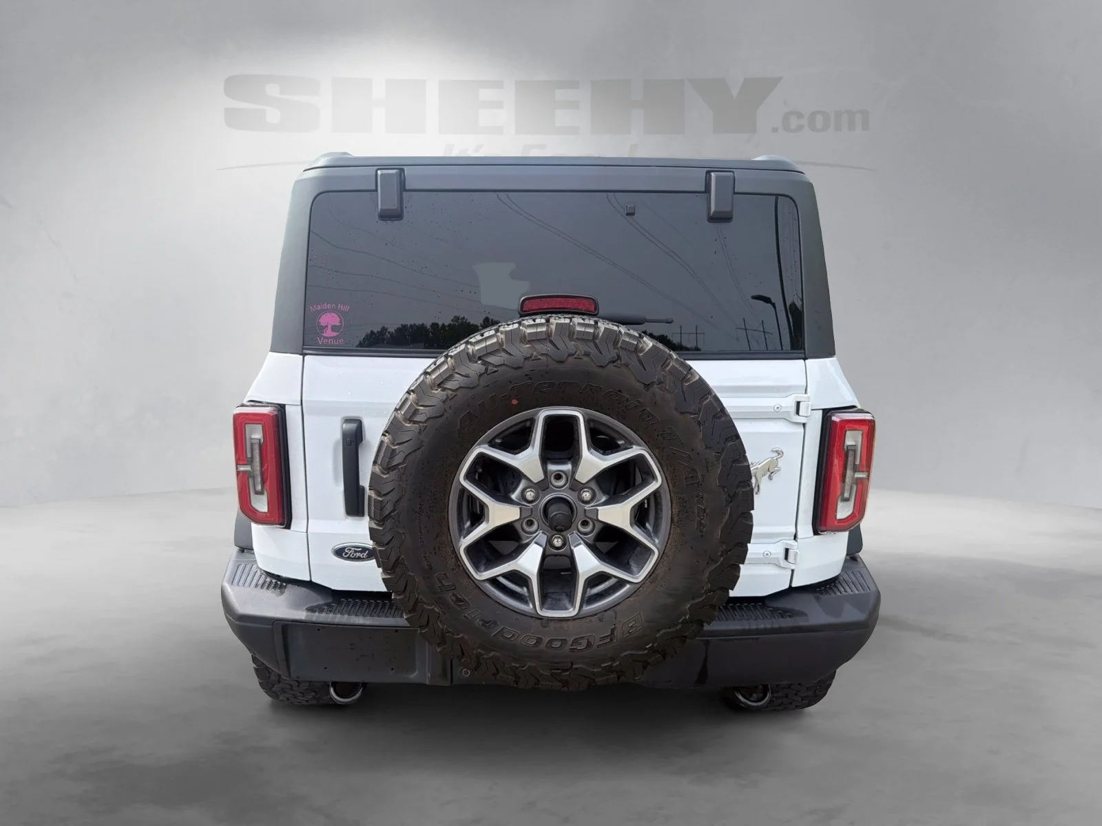 Certified Used 2024 Oxford White Ford Badlands image 14