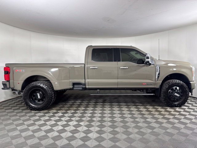 Used 2026 Gray Ford Platinum image 2