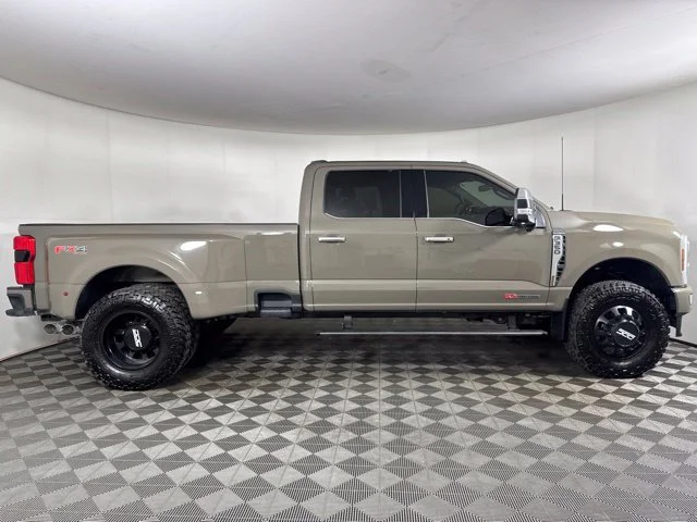 Used 2026 Gray Ford Platinum image 2