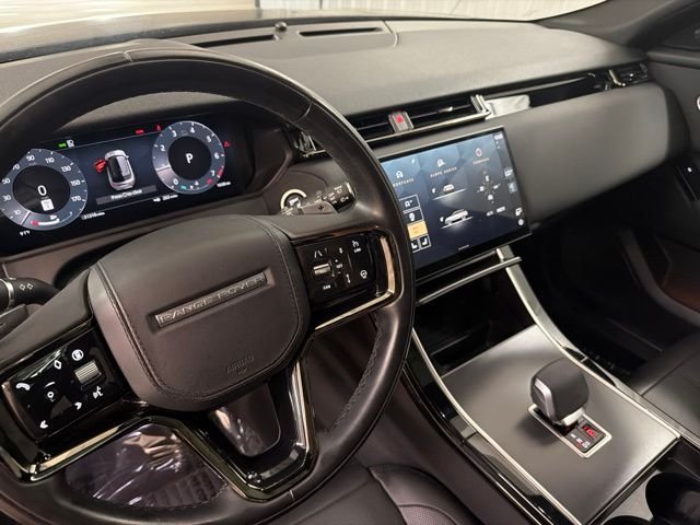 Certified Used 2025 Black Land Rover Dynamic SE image 28