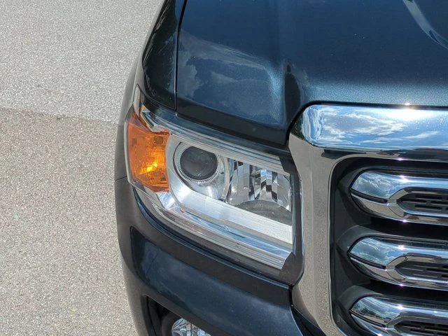 Used 2019 Blue GMC SLE1 image 11