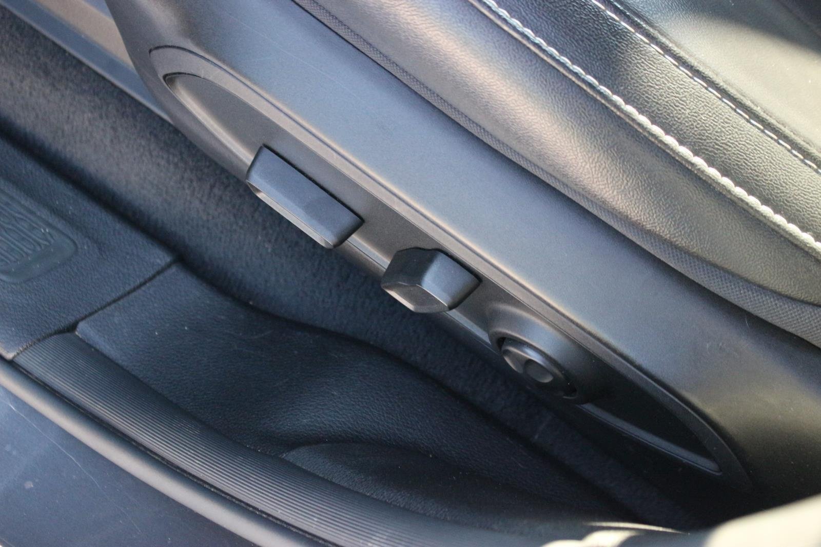 Used 2024 Grey Jeep 4x4 image 19