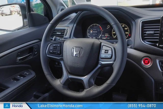 New 2025 Crystal Black Pearl Honda AWD RTL image 21