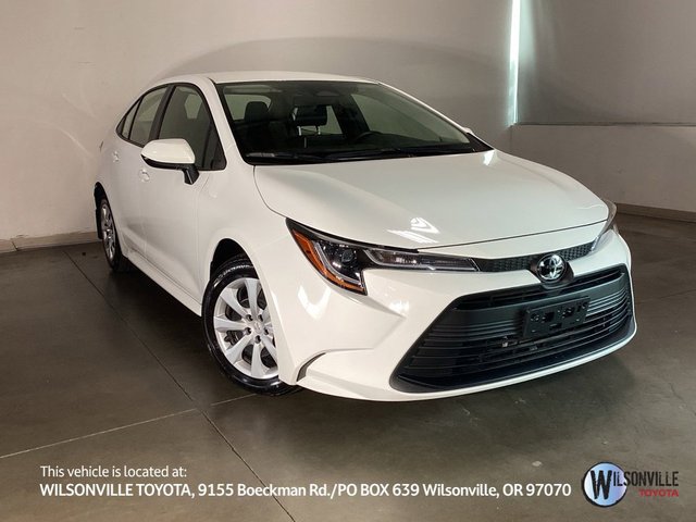 2025 Toyota Corolla LE