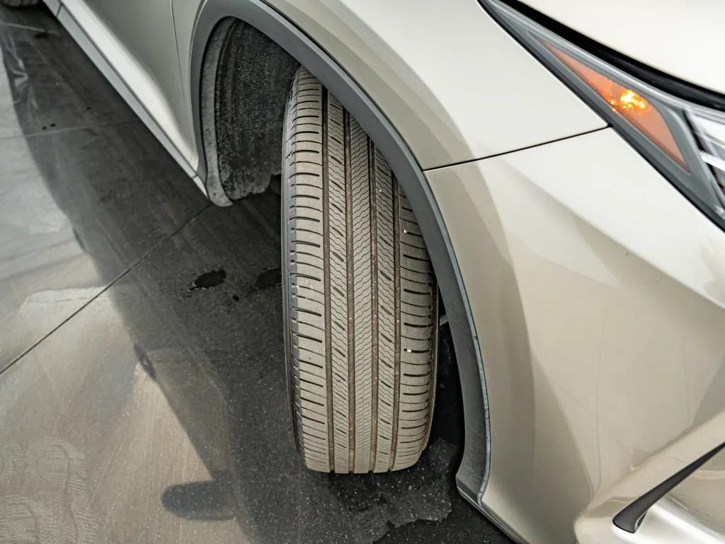 Certified Used 2021 Atomic Silver Lexus 450h image 45