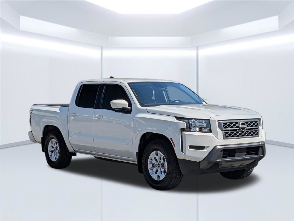 Certified Used 2024 White Nissan SV image 10