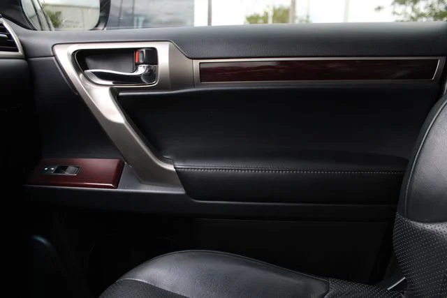 Used 2018 Gray Lexus 460 Luxury image 20