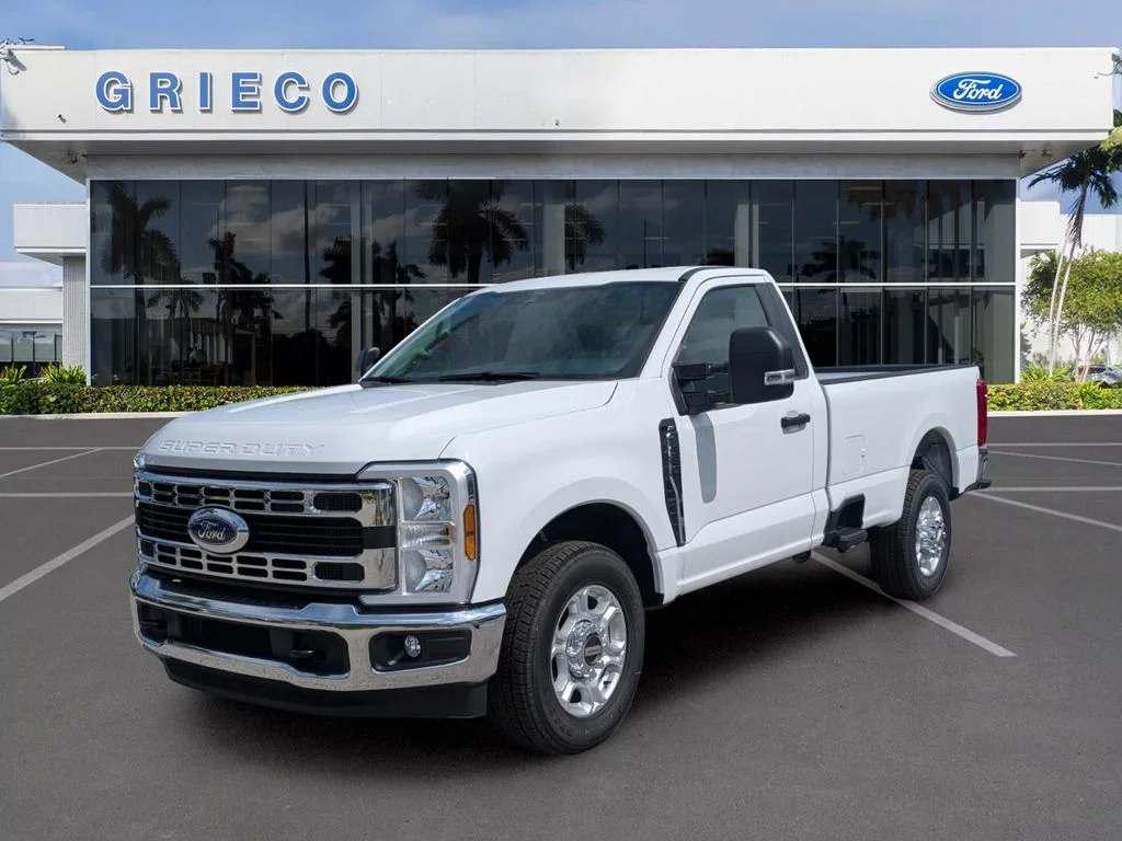 New 2026 Oxford White Ford F-350® XLT image 3