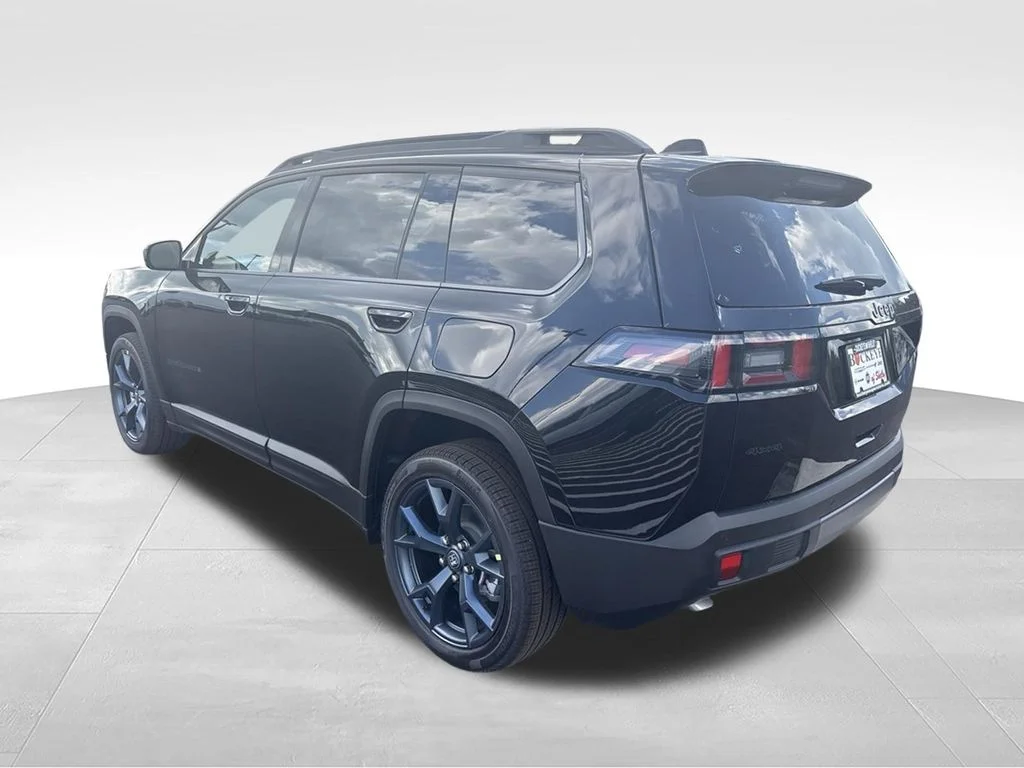 New 2026 Diamond Black Crystal Pearlcoat Jeep 85th Anniversary image 5