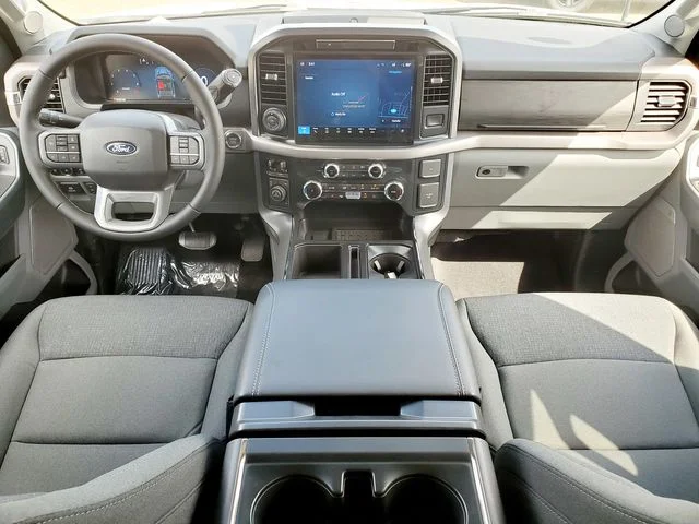 2025 Ford F-150 XLT - Photo 21