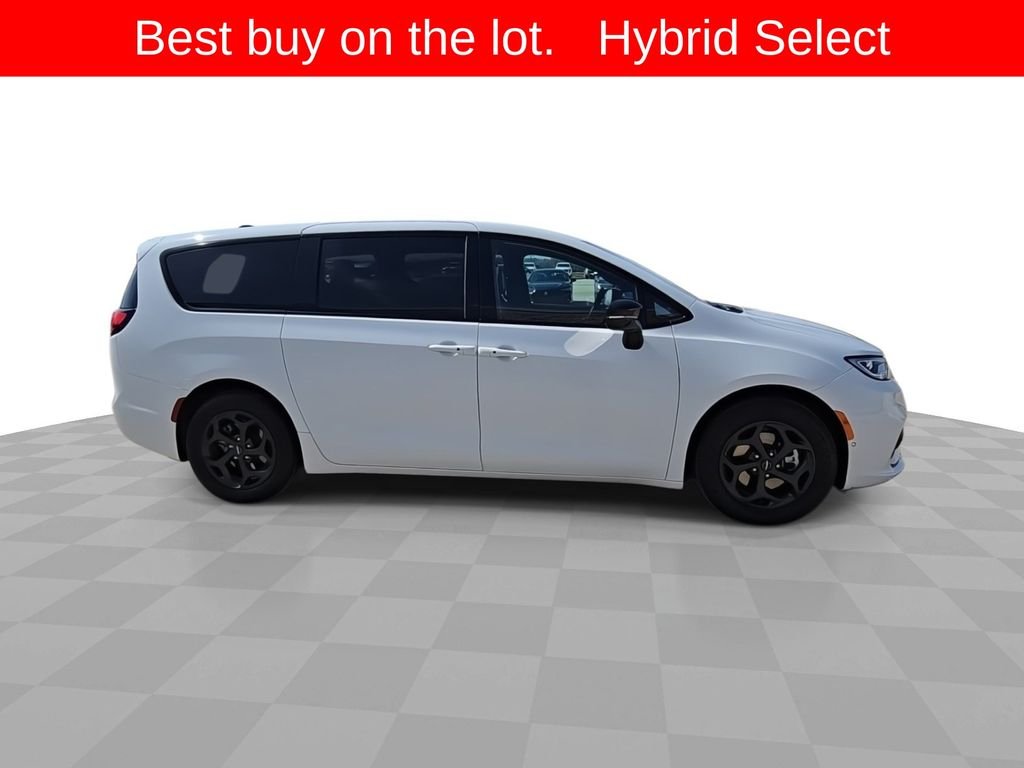 2024 Chrysler Pacifica PHEV Select - Photo 9