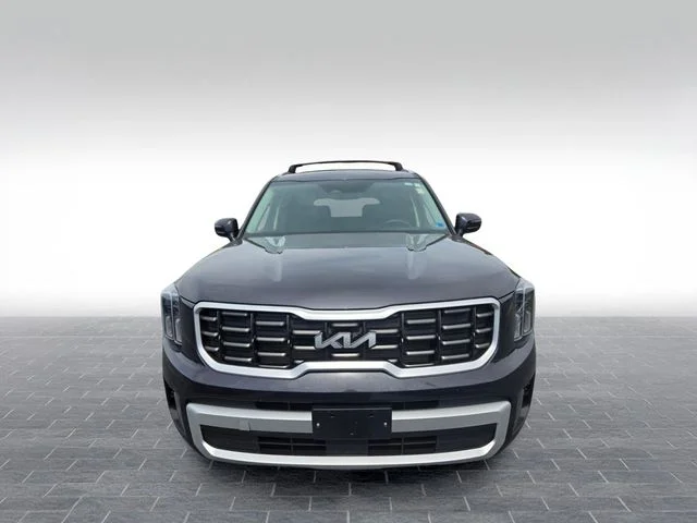 Used 2025 Gray Kia S image 2