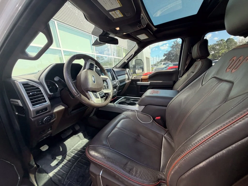 Used 2017 White Ford King Ranch image 12
