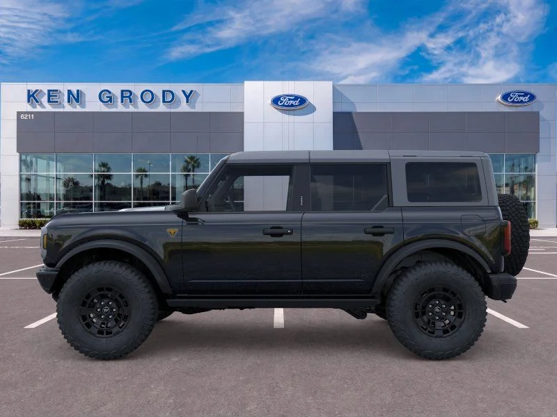 New 2026 Shadow Black Ford Badlands image 4