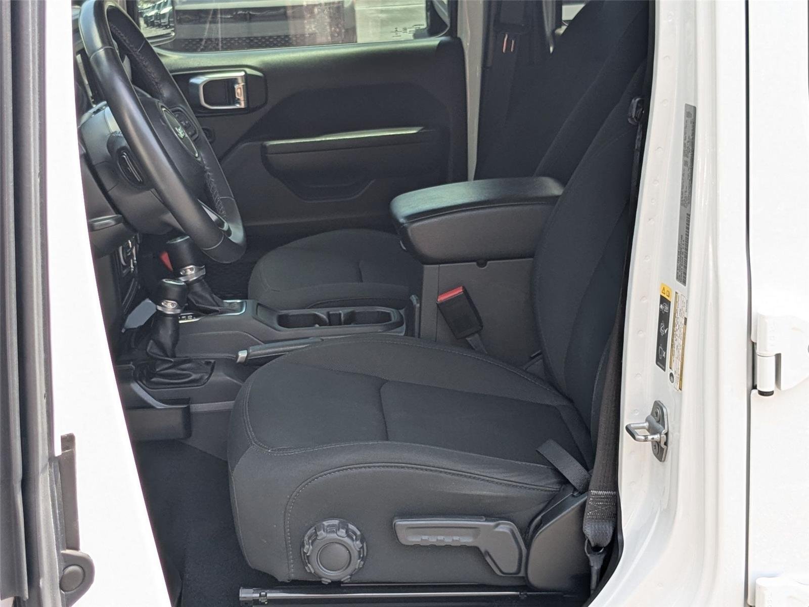 Used 2022 Bright White Clearcoat Jeep Unlimited Sport Altitude image 12