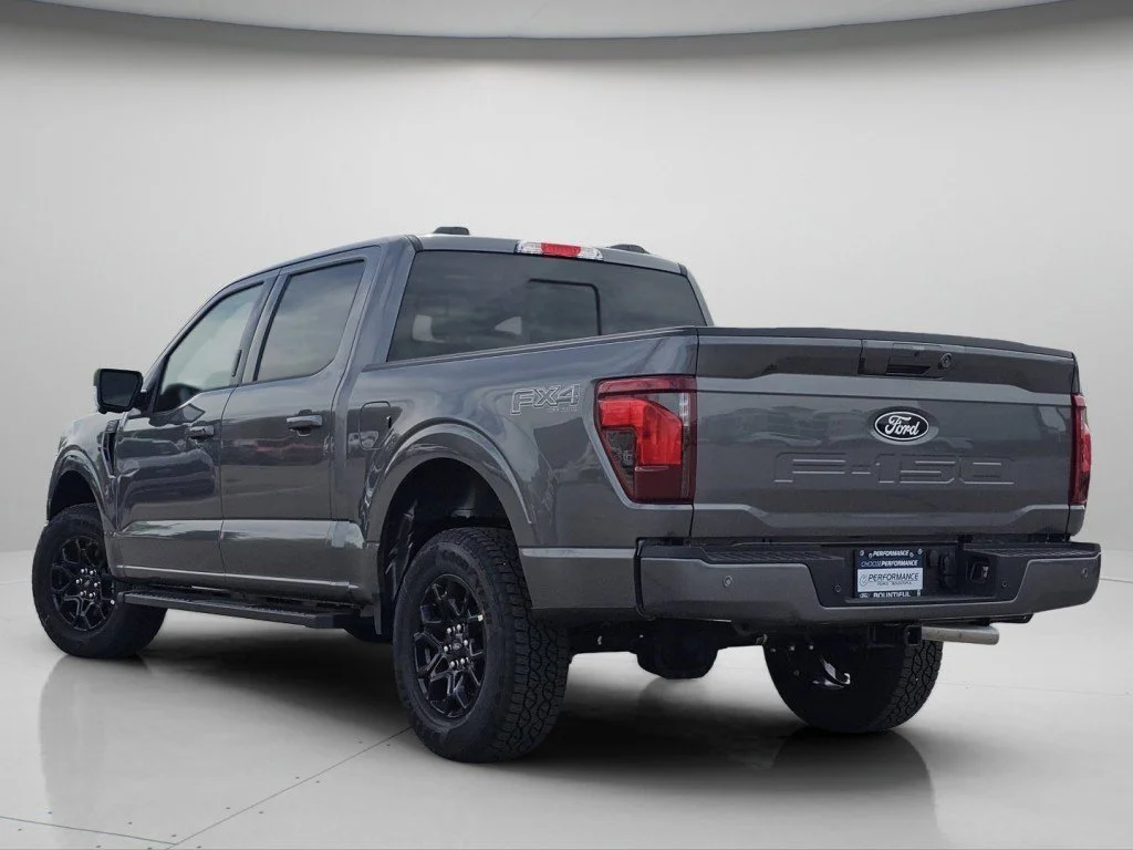 New 2026 Carbonized Gray Metallic Ford XLT image 23