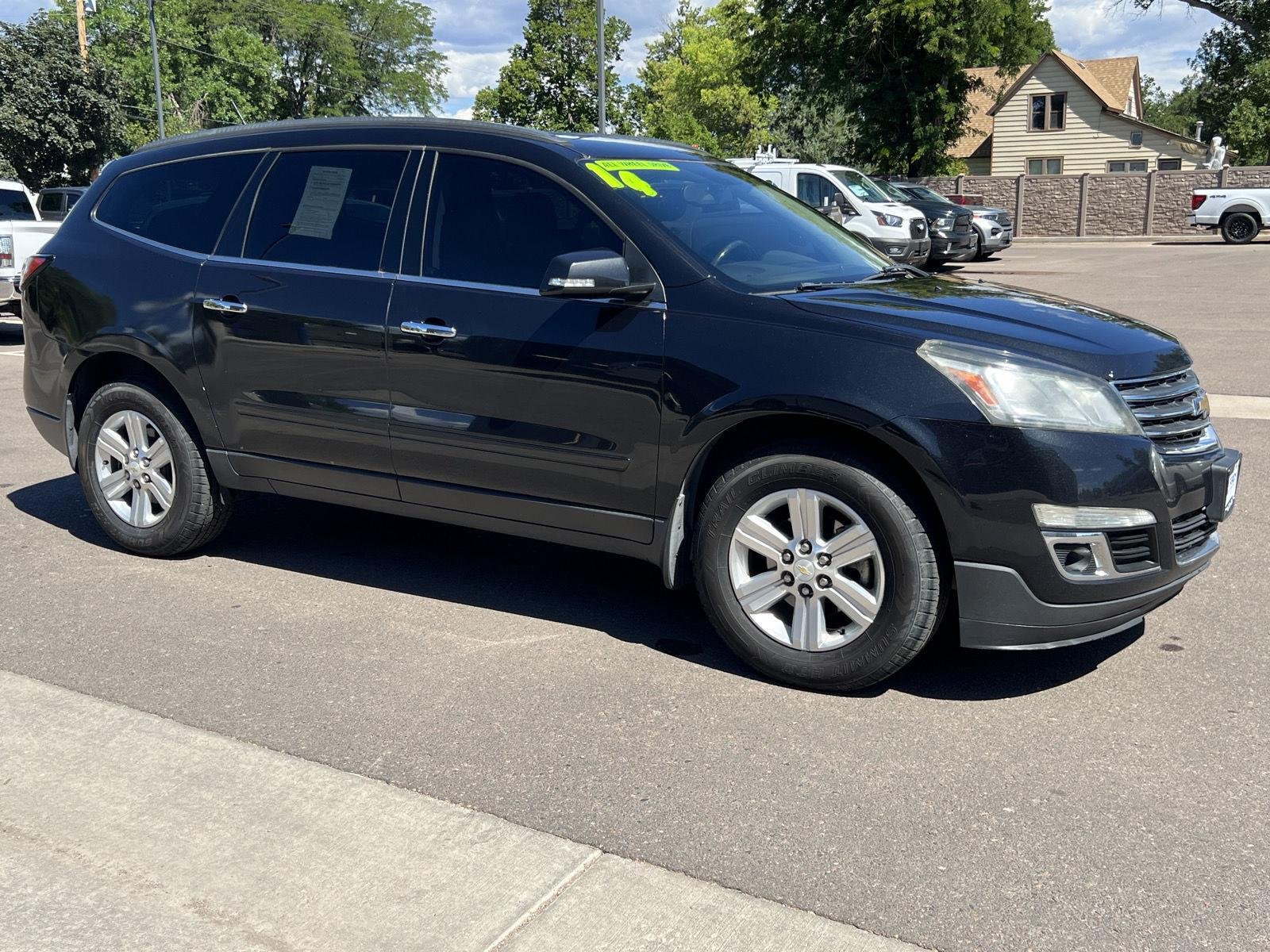 Used 2014 Black Granite Metallic Chevrolet LT image 3