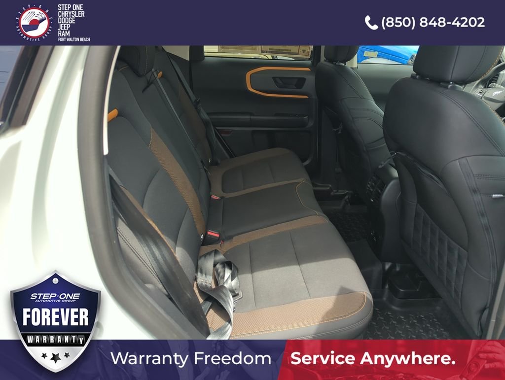 Used 2021 Green Ford Badlands image 30