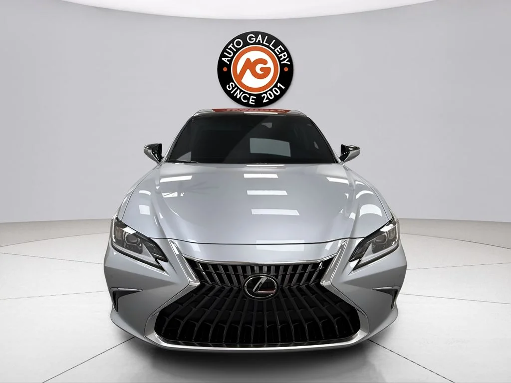 Used 2025 Silver Lexus 350 image 9